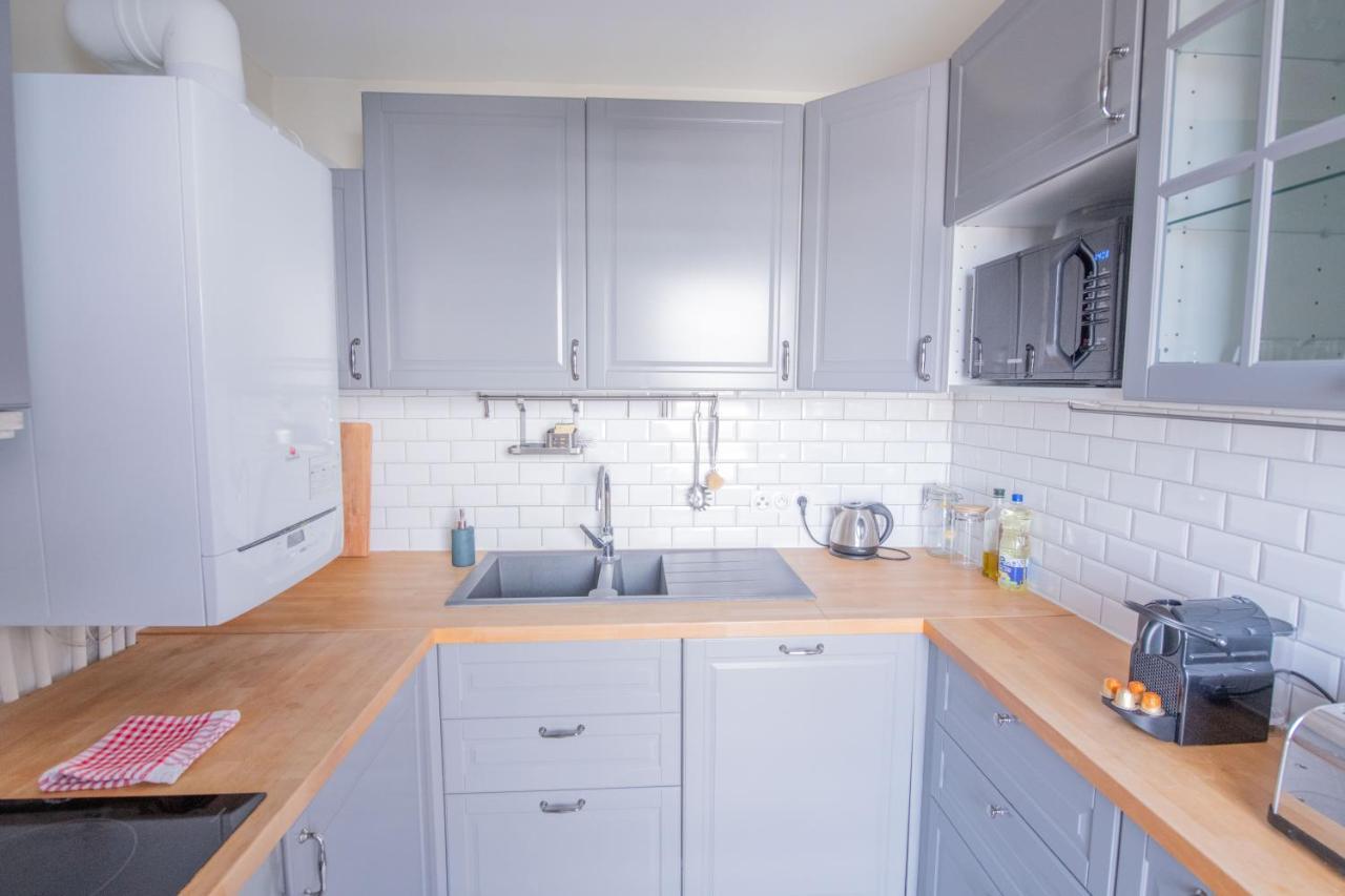 Machouart Le Duplex -Parking Gratuit Equipee Commodites- Apartman Aubervilliers Kültér fotó